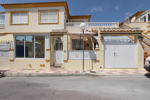 3 bedroom Apartment for sale in Villamartin
