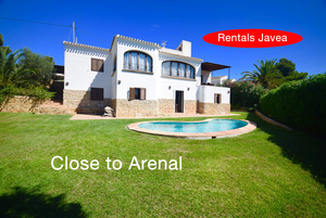 5 bedroom Villa to rent in Javea