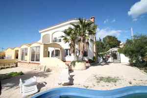 3 bedroom Villa in El Campello - &euro;600,000