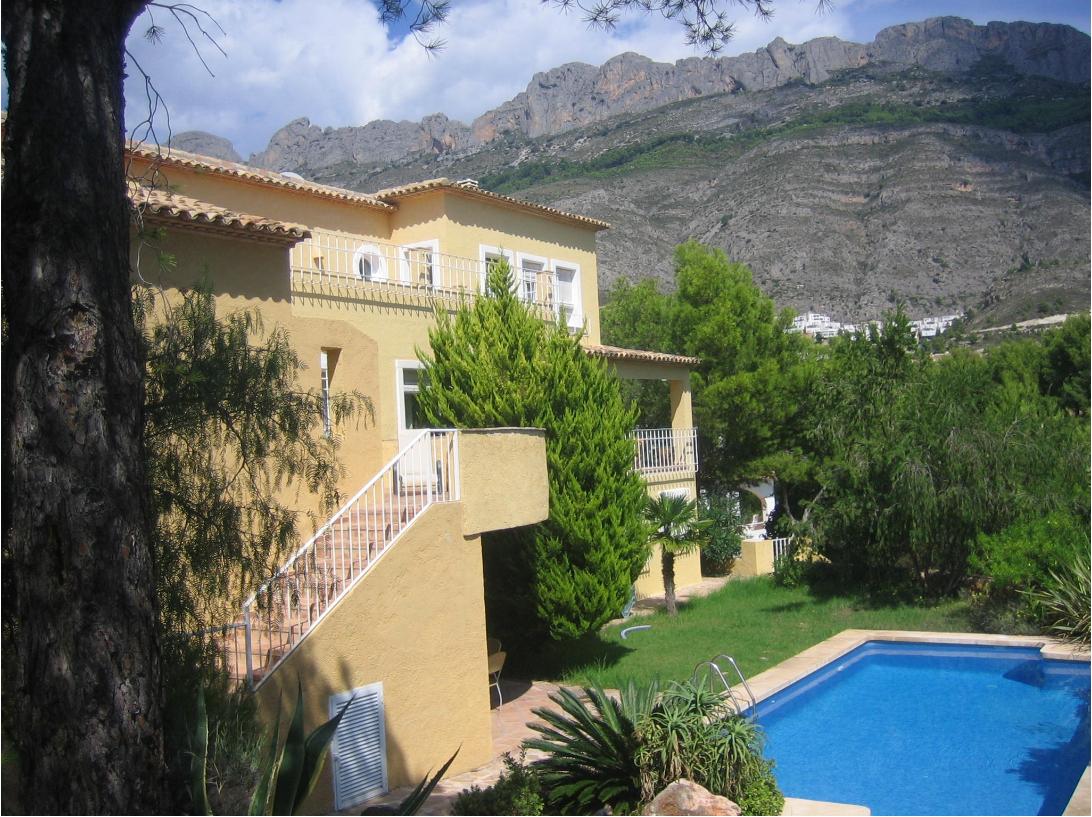 7 bedroom Villa for sale in Altea