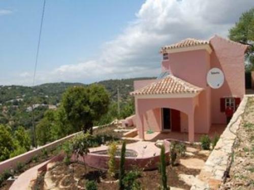 2 bedroom Villa for sale in Loule