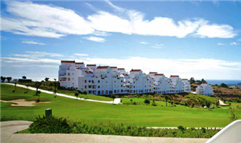 2 bedroom Apartment for sale in Estepona