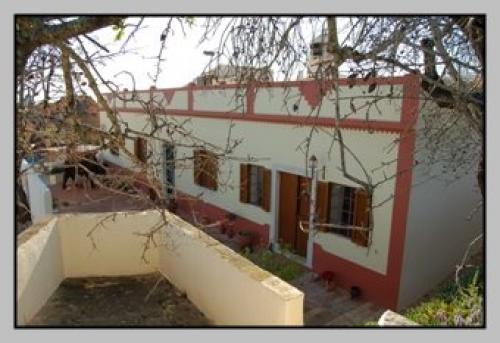 4 bedroom Villa for sale in Loule