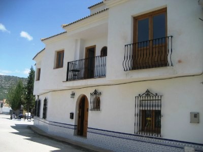 6 bedroom Villa for sale in La Celeda