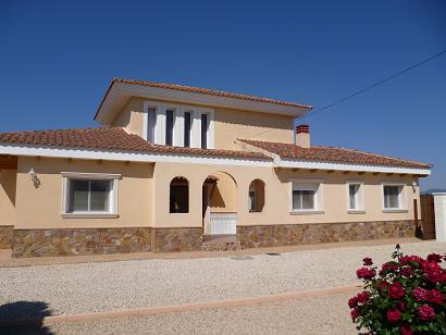 3 bedroom Villa for sale in Onil
