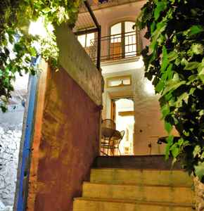 5 bedroom Townhouse for sale in Alhama de Granada