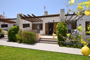 2 bedroom Bungalow for sale in Villamartin